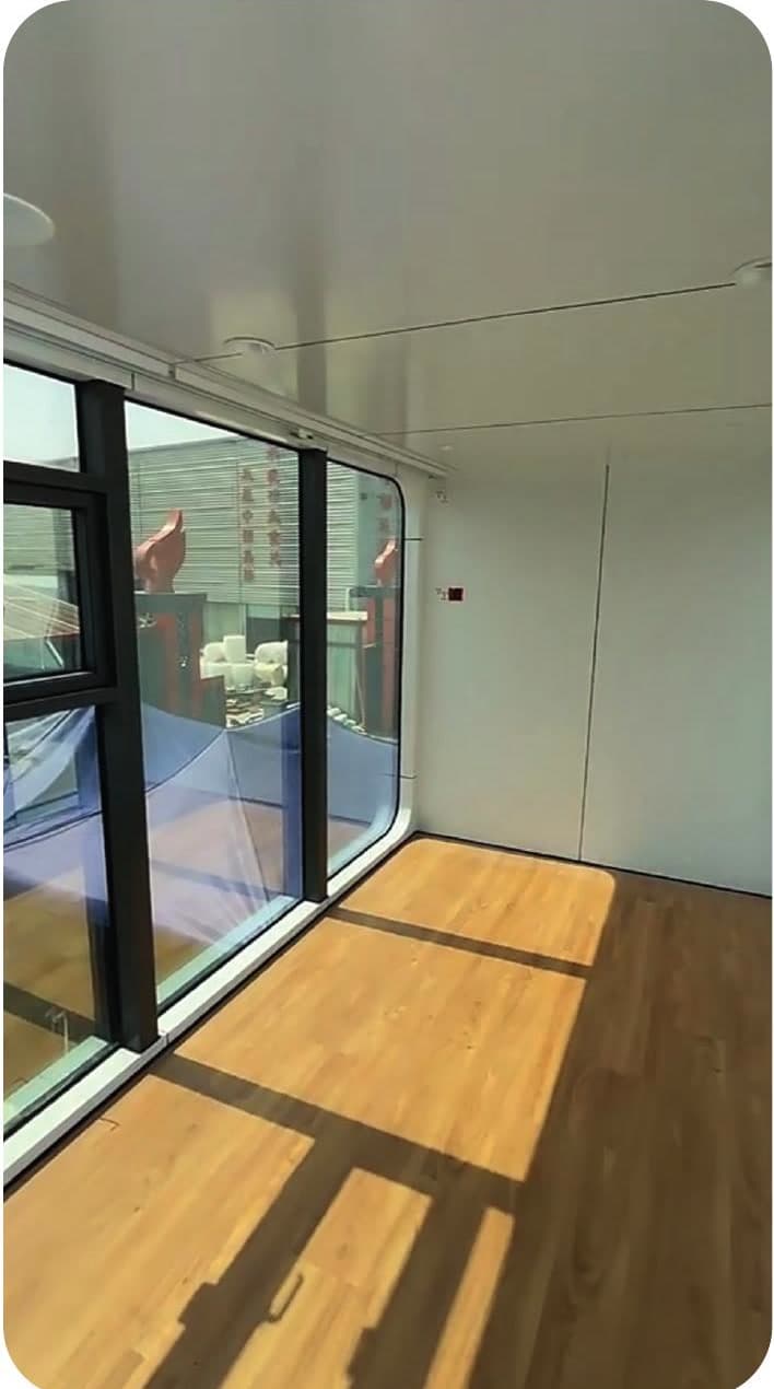 Interior panorâmico da Apple Cabin